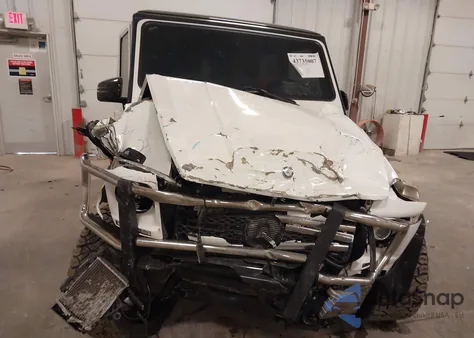 2017 Mercedes-Benz G 550 4Matic z USA, uszkodzony, nr VIN WDCYC3KF8HX271799